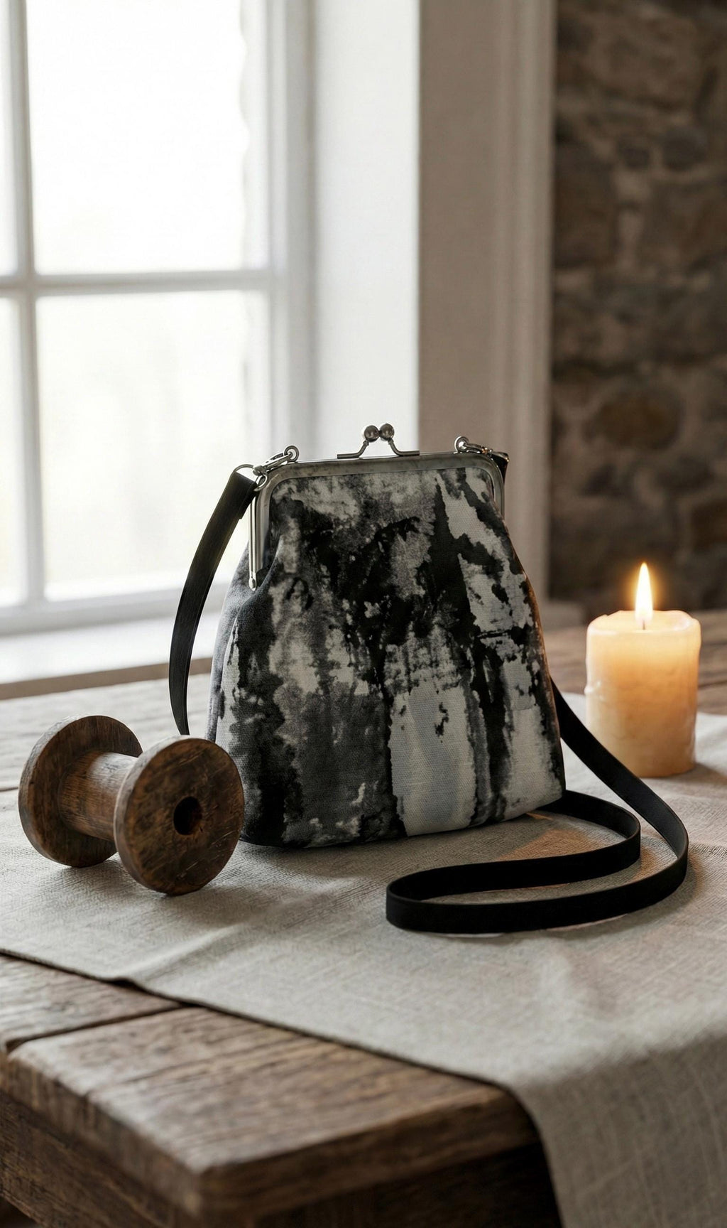 Abstract Kiss Lock Crossbody Bag, Metallic Gray Evening Clutch